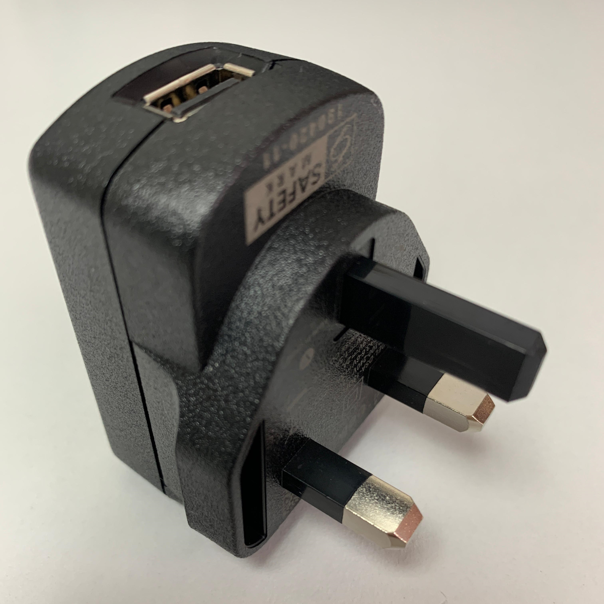 18W USB-A 單插口家用式充電器 - 黑色 - 簡易包裝 (DSA-18QFB)